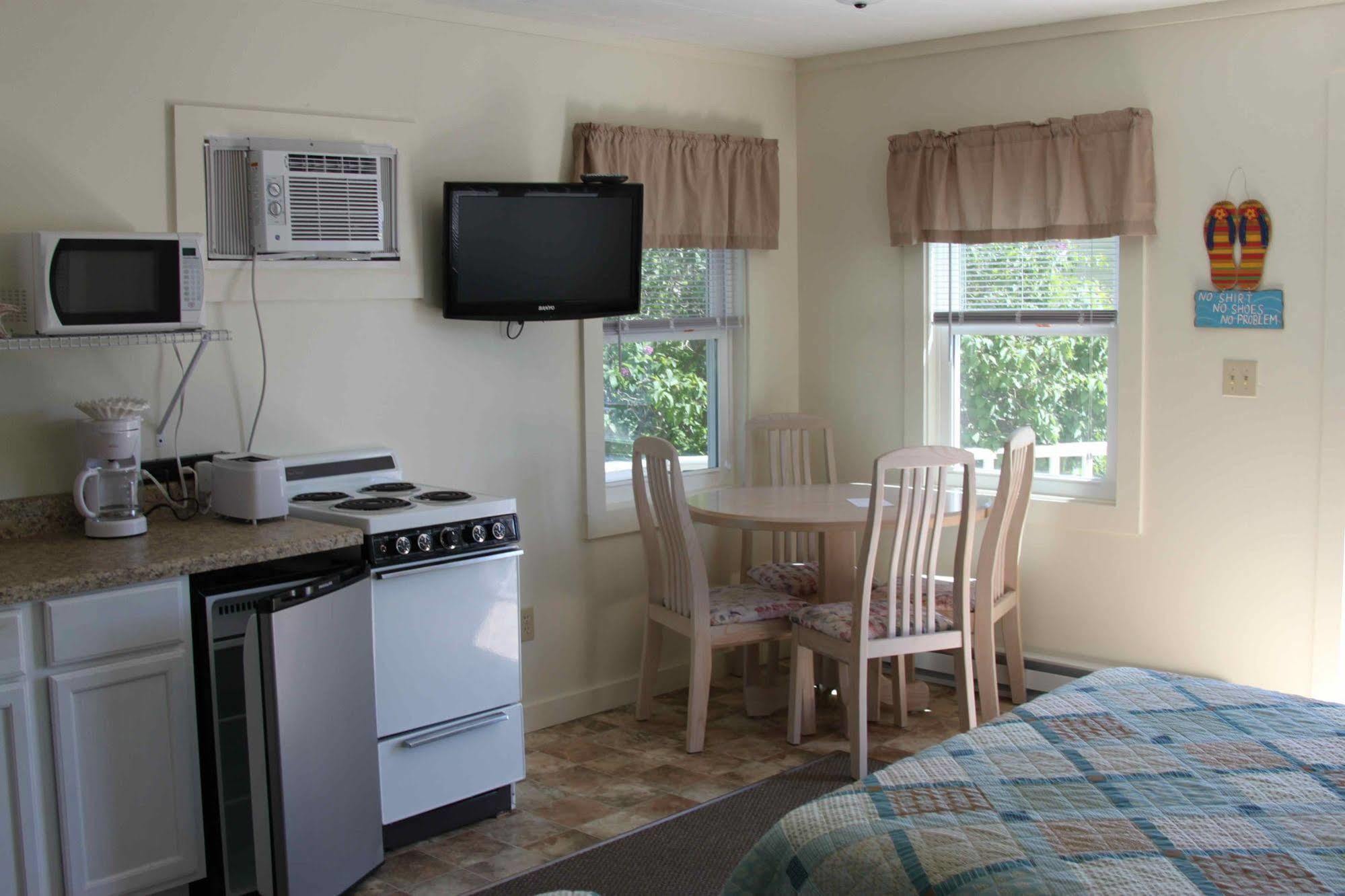 Drake'S Island Resort & Cottages Веллс Екстер'єр фото